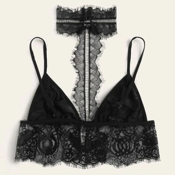NEW! Floral Eyelash Lace Triangle Choker Bralette - Picture 2 of 7